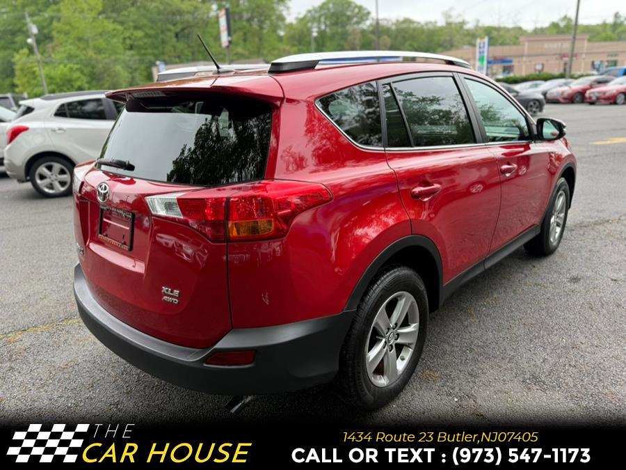 2015 Toyota RAV4 AWD 4dr XLE (Natl) photo
