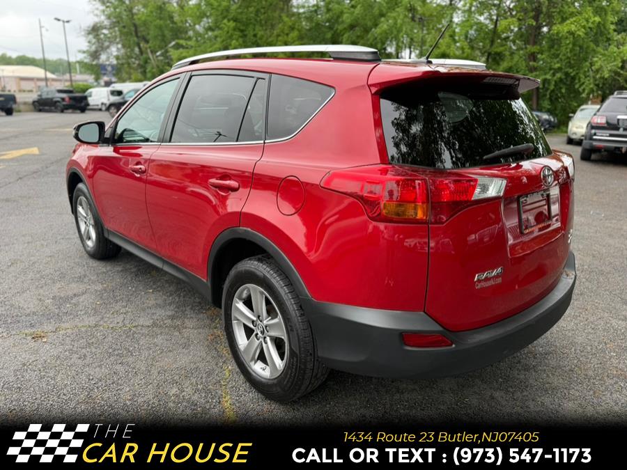 2015 Toyota RAV4 AWD 4dr XLE (Natl) photo