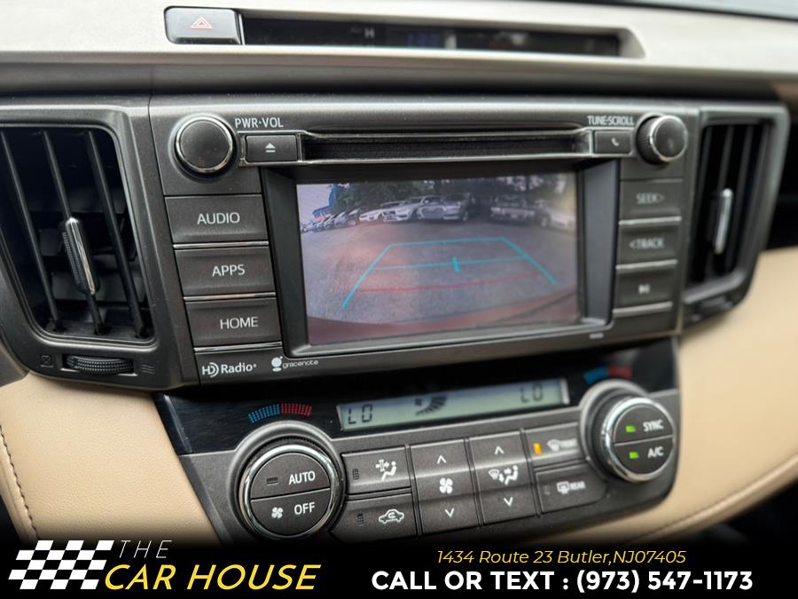 2015 Toyota RAV4 AWD 4dr XLE (Natl) photo