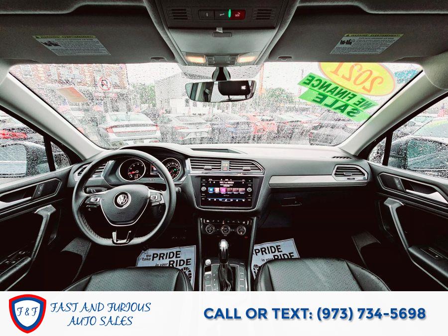 2021 Volkswagen Tiguan SE 4MOTION Sport Utility 4D photo