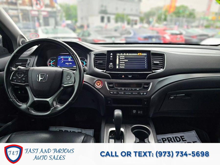 2020 Honda Pilot EX-L Sport Utility 4D photo