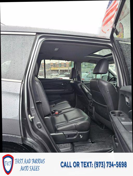 2020 Honda Pilot EX-L Sport Utility 4D photo