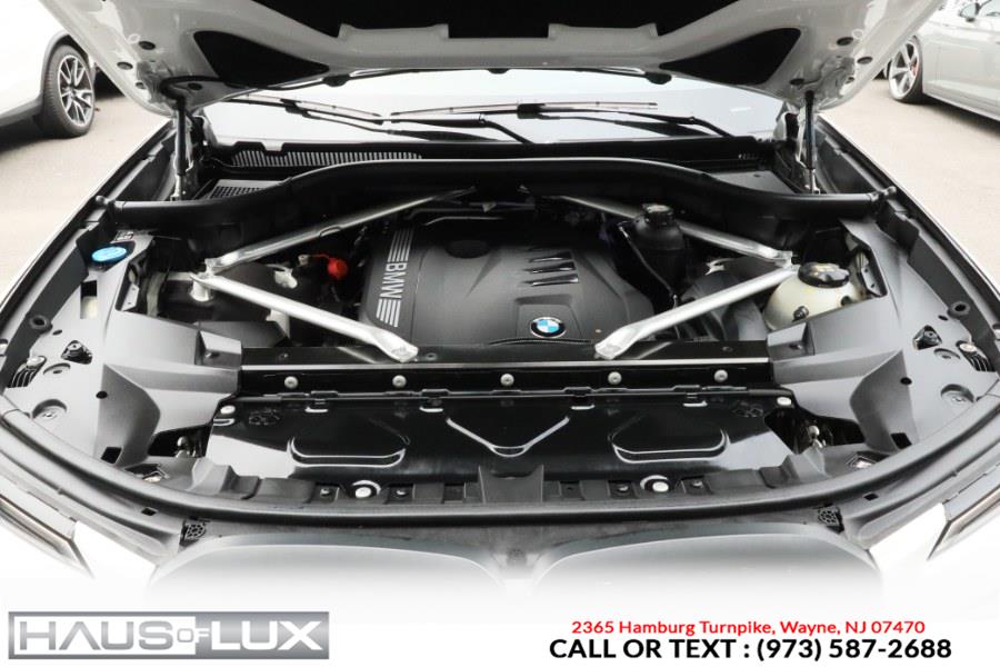 2023 BMW X7 xDrive40i Sports Activity Vehi photo