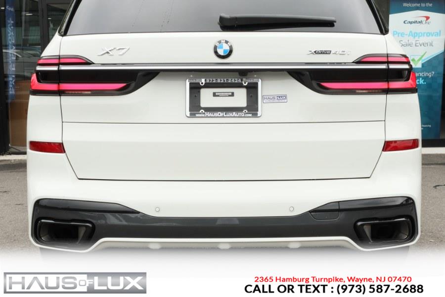 2023 BMW X7 xDrive40i Sports Activity Vehi photo