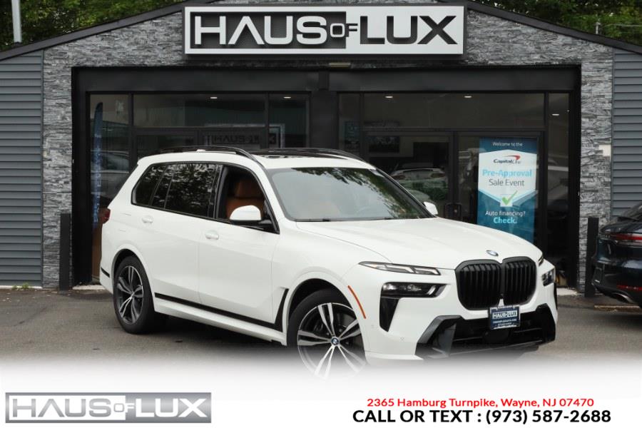 2023 BMW X7 xDrive40i Sports Activity Vehi photo