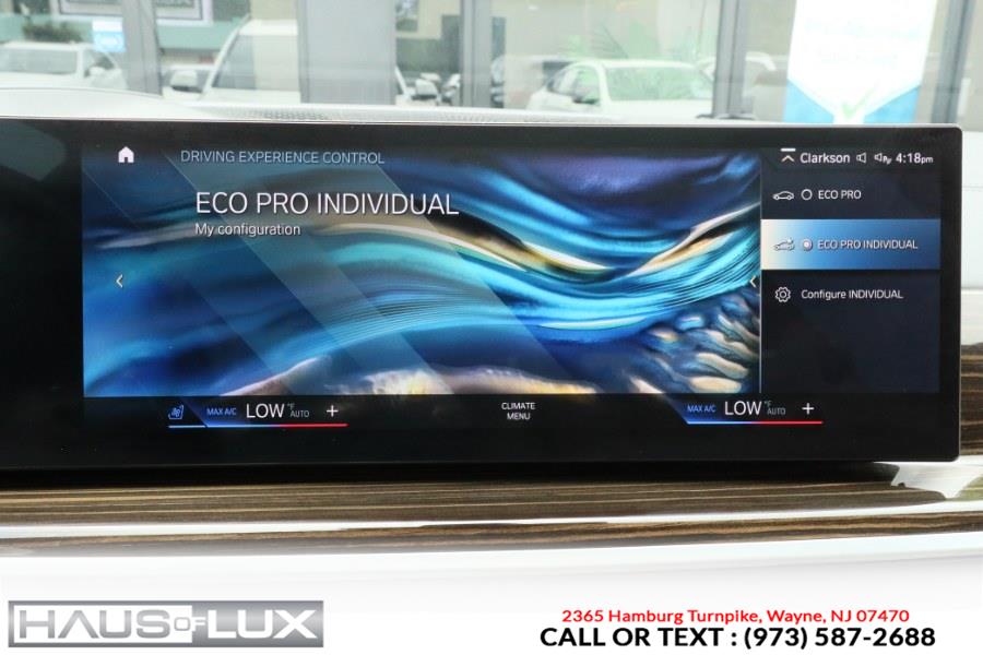 2023 BMW X7 xDrive40i Sports Activity Vehi photo