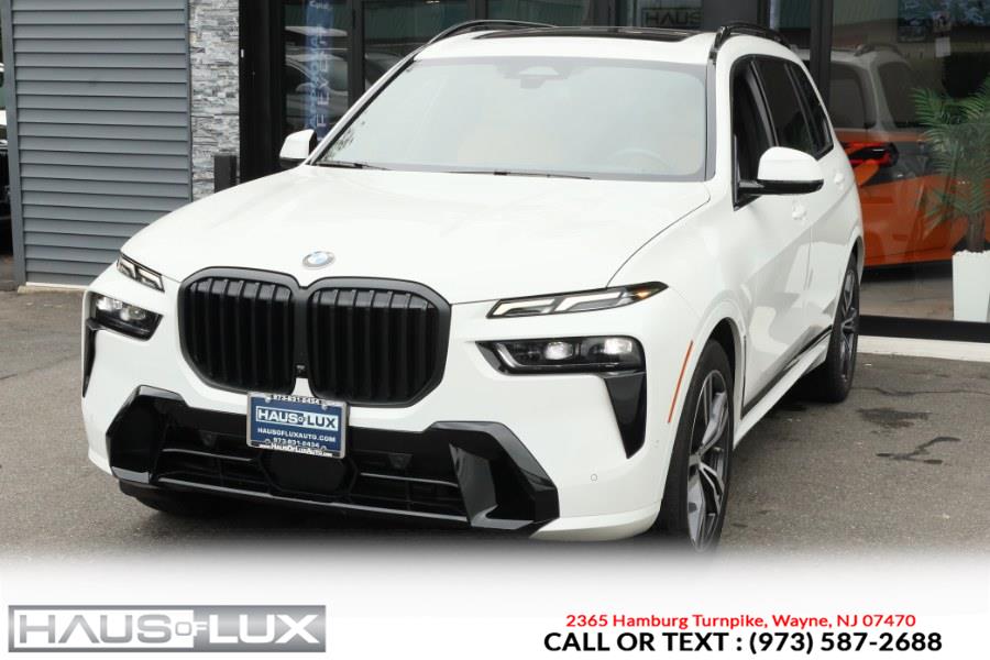 2023 BMW X7 xDrive40i Sports Activity Vehi photo