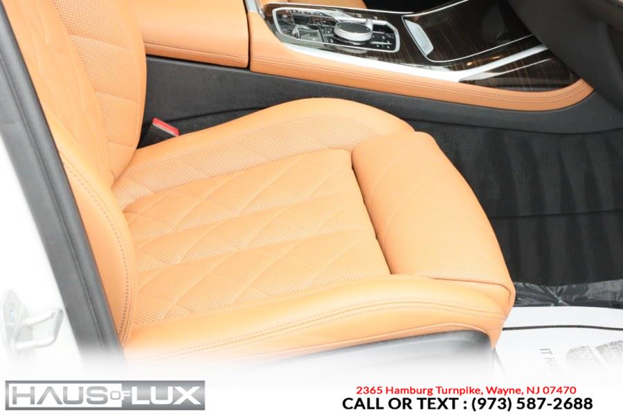 2023 BMW X7 xDrive40i Sports Activity Vehi photo
