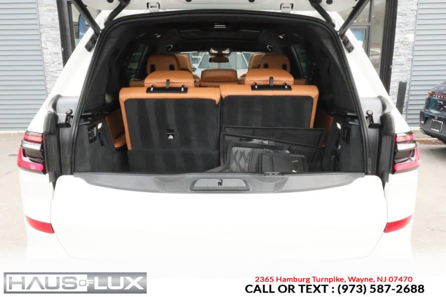 2023 BMW X7 xDrive40i Sports Activity Vehi photo