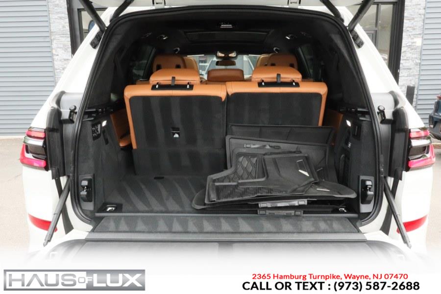 2023 BMW X7 xDrive40i Sports Activity Vehi photo