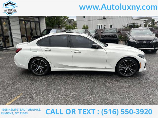 2022 BMW 3-Series 330i xDrive photo