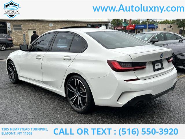 2022 BMW 3-Series 330i xDrive photo
