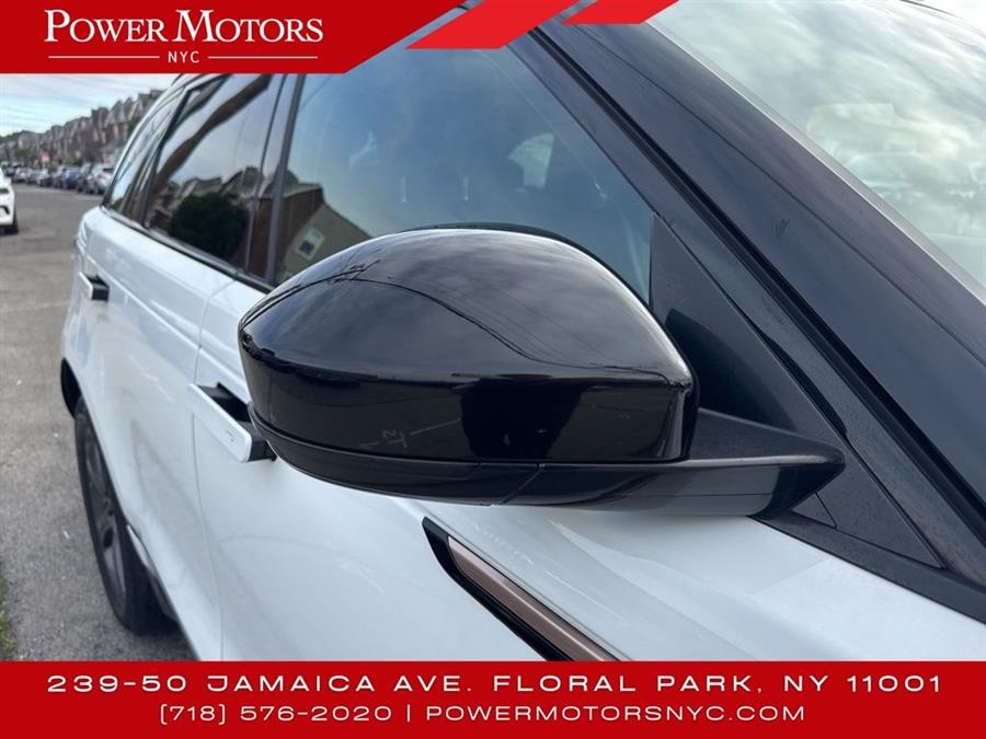 2022 Land Rover Range Rover Velar P250 R-Dynamic S photo