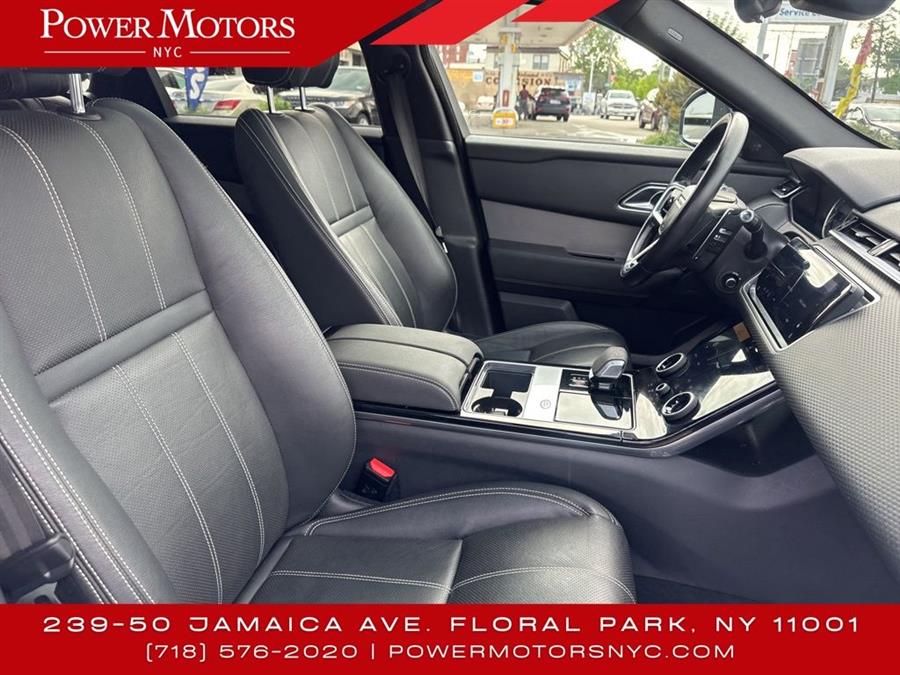 2022 Land Rover Range Rover Velar P250 R-Dynamic S photo
