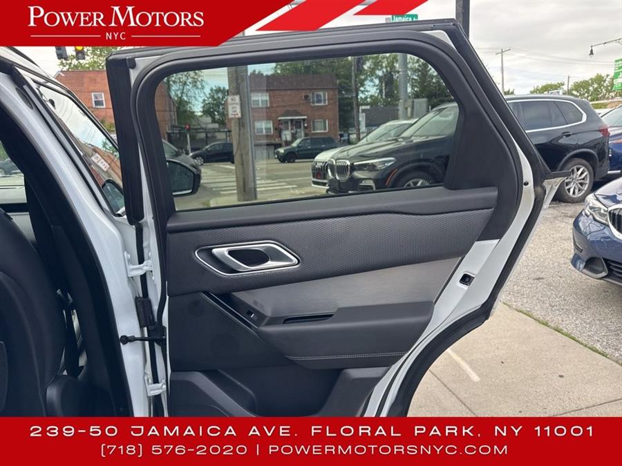 2022 Land Rover Range Rover Velar P250 R-Dynamic S photo
