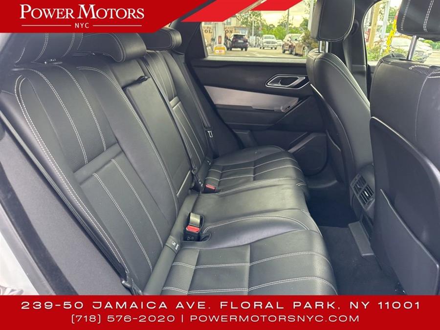 2022 Land Rover Range Rover Velar P250 R-Dynamic S photo