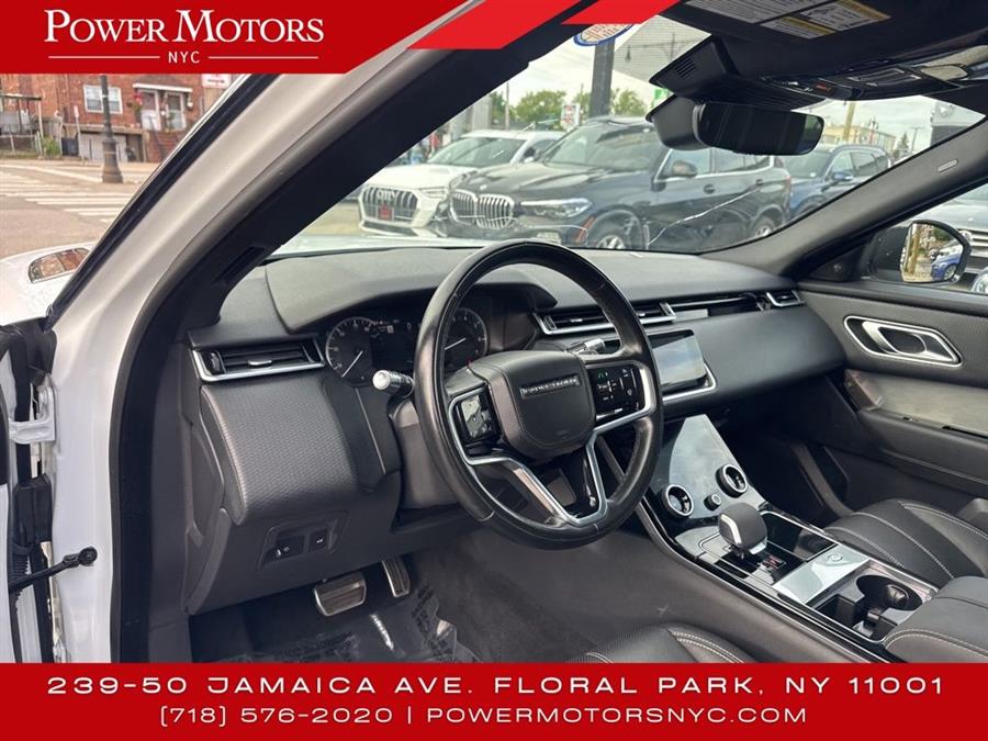 2022 Land Rover Range Rover Velar P250 R-Dynamic S photo