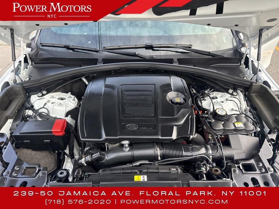 2022 Land Rover Range Rover Velar P250 R-Dynamic S photo