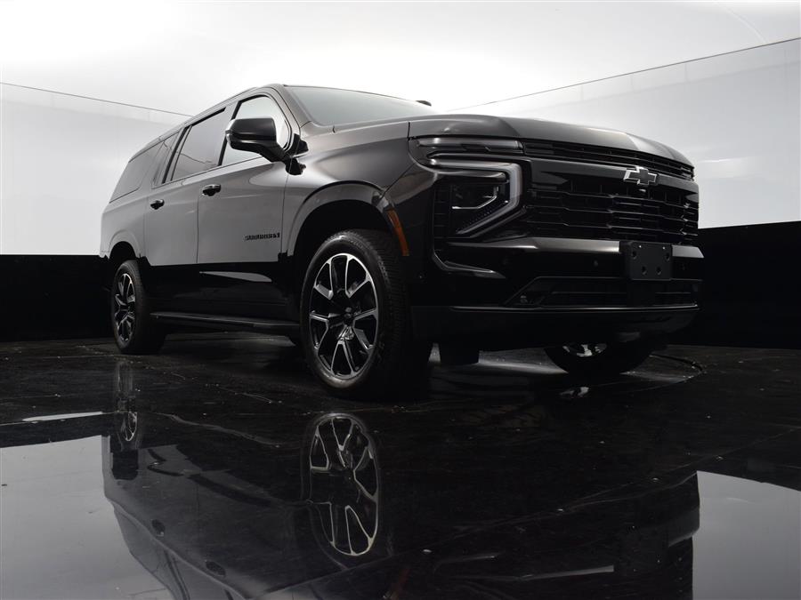 2025 Chevrolet Suburban RST photo