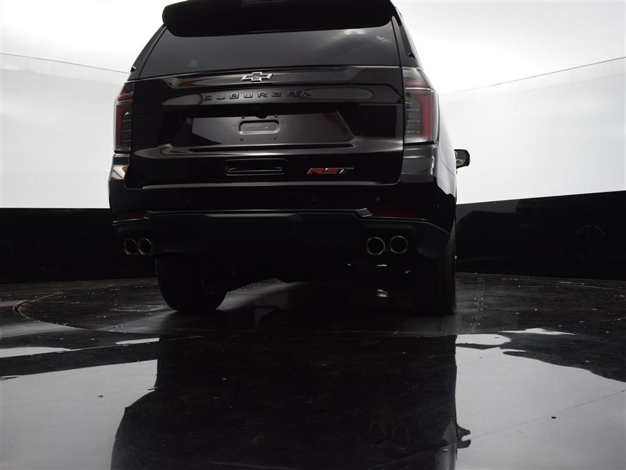 2025 Chevrolet Suburban RST photo