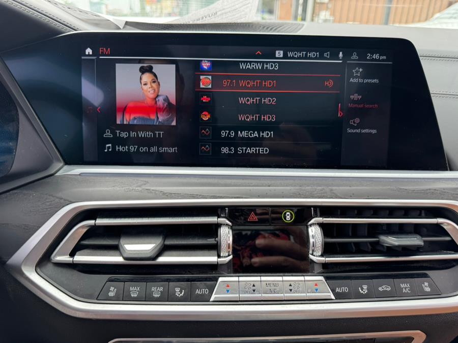 2020 BMW X7 M50i Sports Activity Vehicle photo