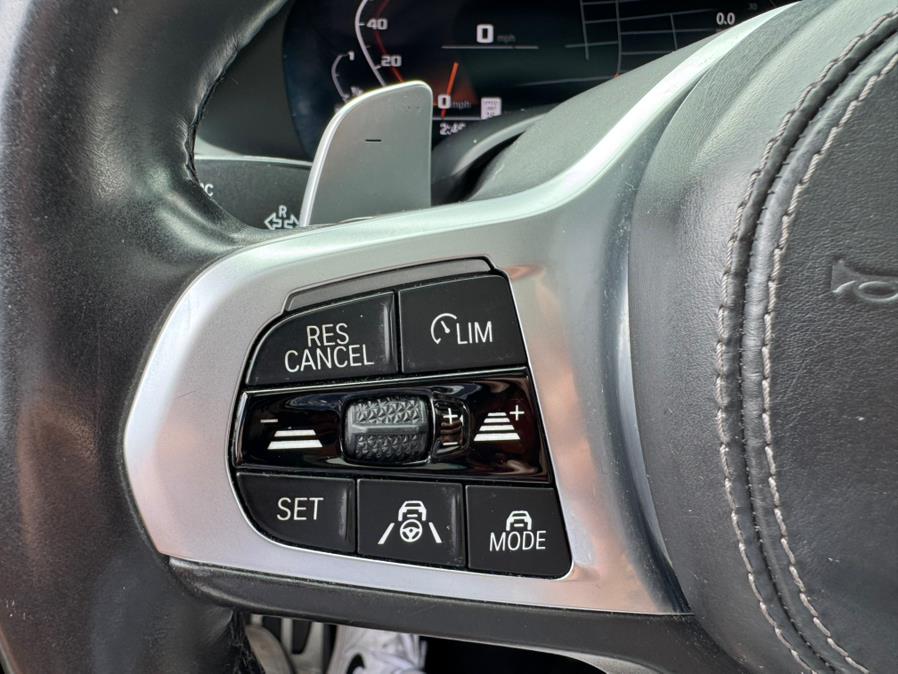 2020 BMW X7 M50i Sports Activity Vehicle photo