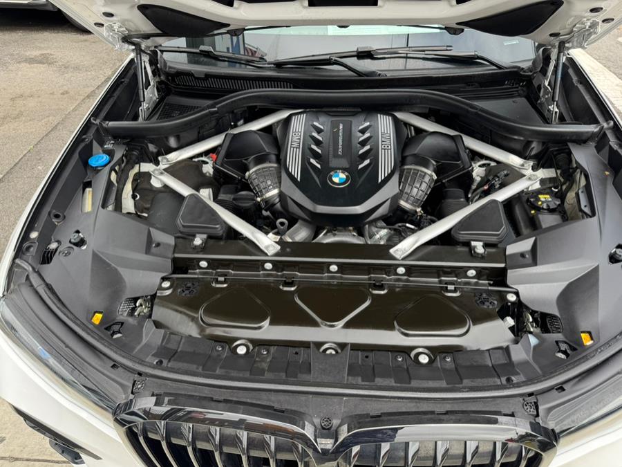 2020 BMW X7 M50i Sports Activity Vehicle photo