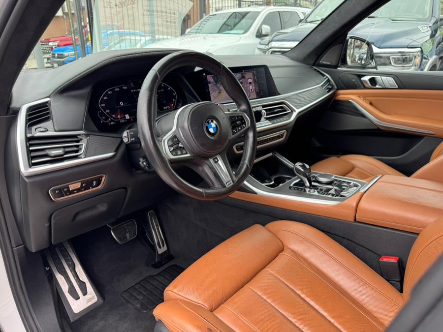 2020 BMW X7 M50i Sports Activity Vehicle photo