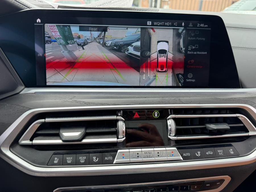 2020 BMW X7 M50i Sports Activity Vehicle photo