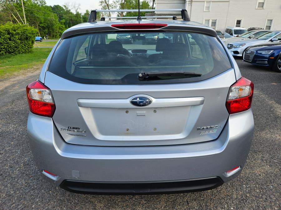 2013 Subaru Impreza 2.0i Premium photo