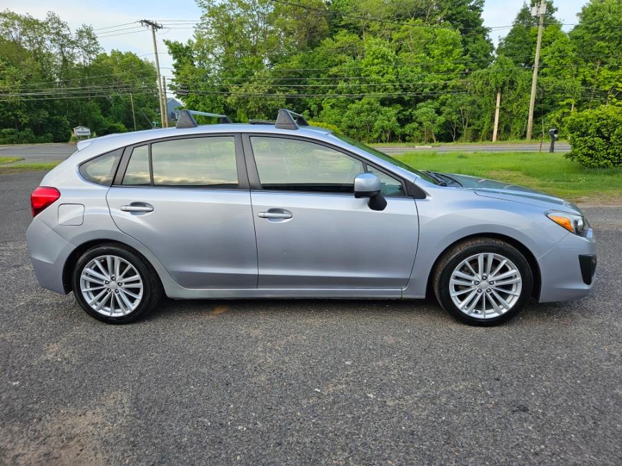 2013 Subaru Impreza 2.0i Premium photo