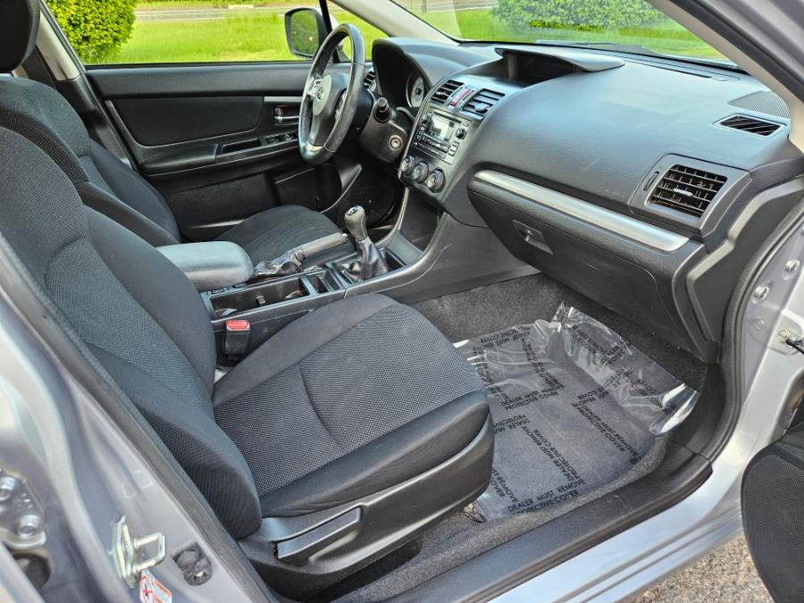 2013 Subaru Impreza 2.0i Premium photo