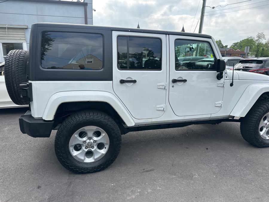 2015 Jeep Wrangler Unlimited 4WD 4dr Sahara photo