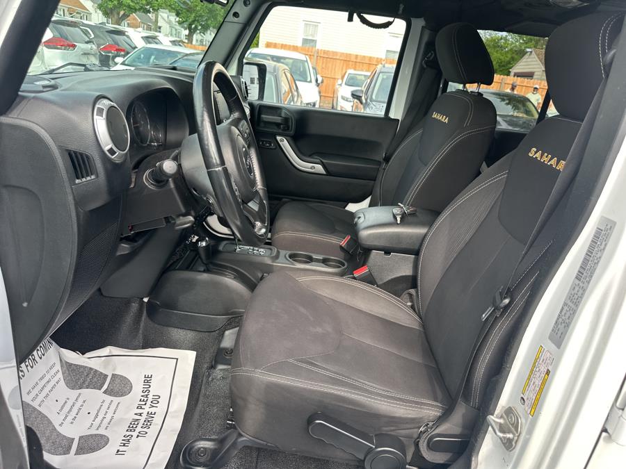 2015 Jeep Wrangler Unlimited 4WD 4dr Sahara photo