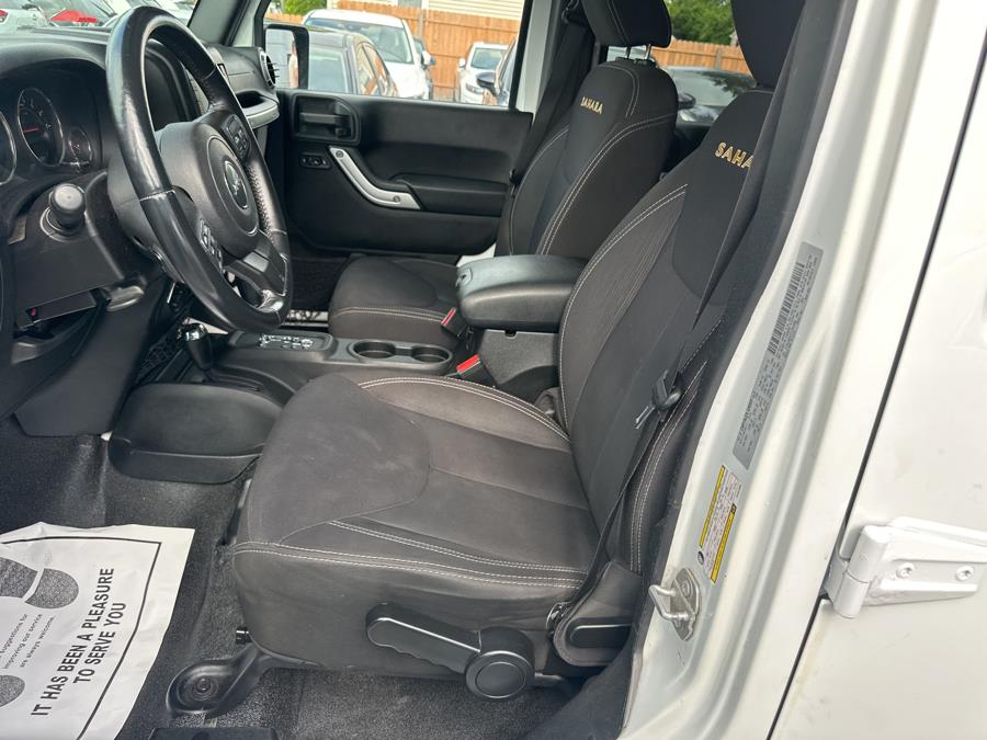 2015 Jeep Wrangler Unlimited 4WD 4dr Sahara photo