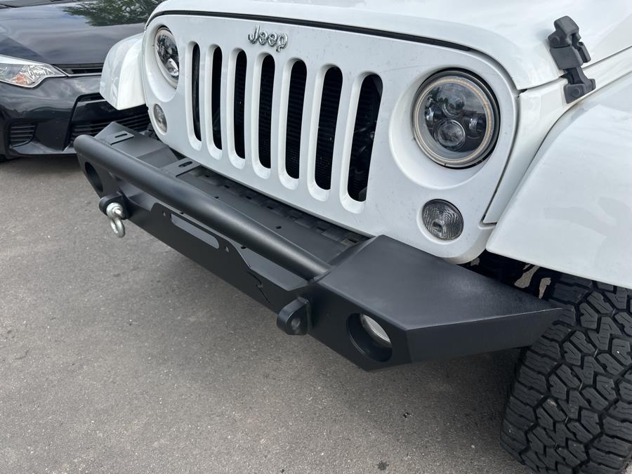 2015 Jeep Wrangler Unlimited 4WD 4dr Sahara photo