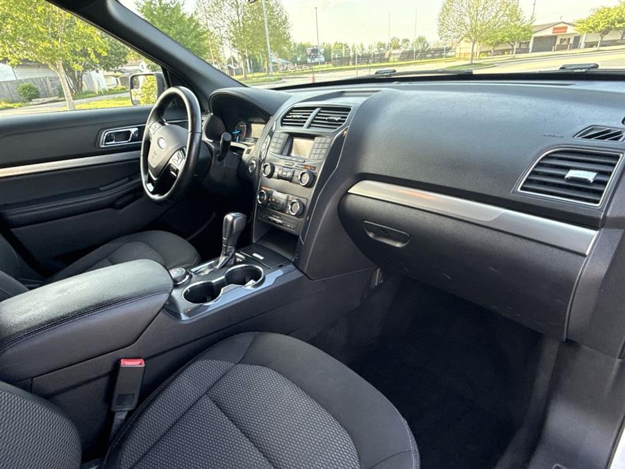 2018 Ford Explorer XLT photo