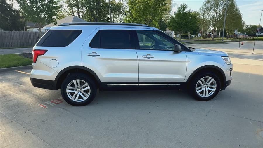 2018 Ford Explorer XLT photo