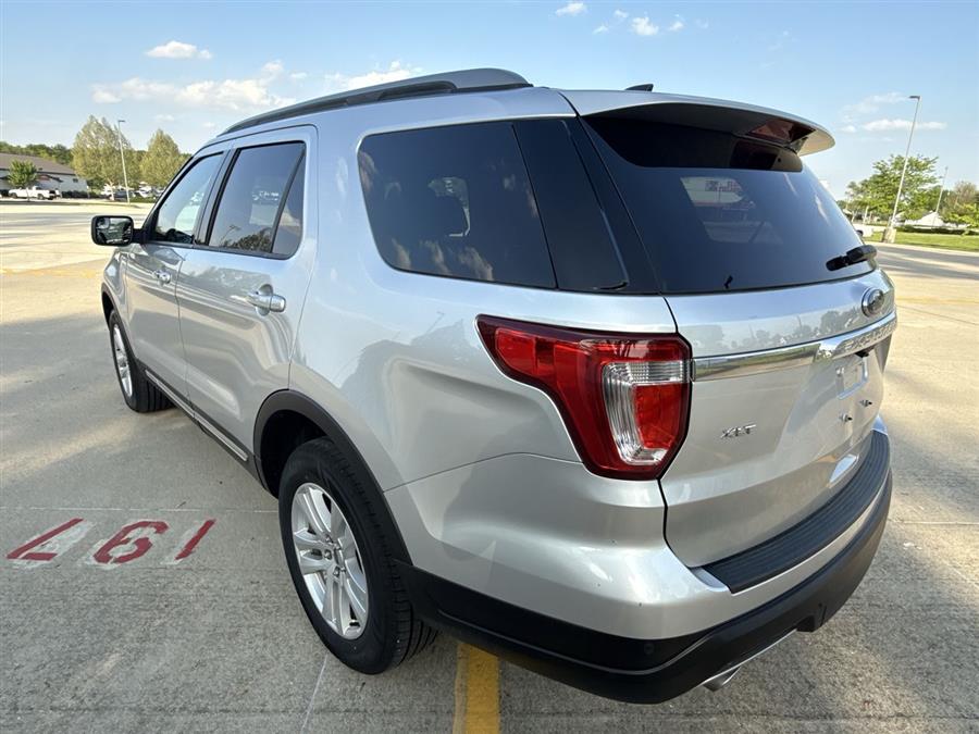2018 Ford Explorer XLT photo