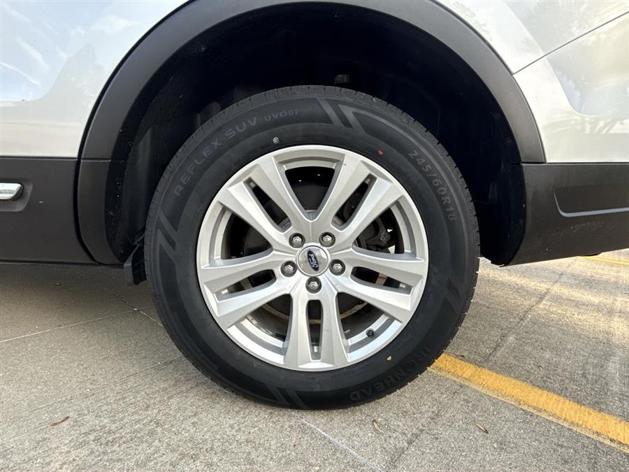 2018 Ford Explorer XLT photo