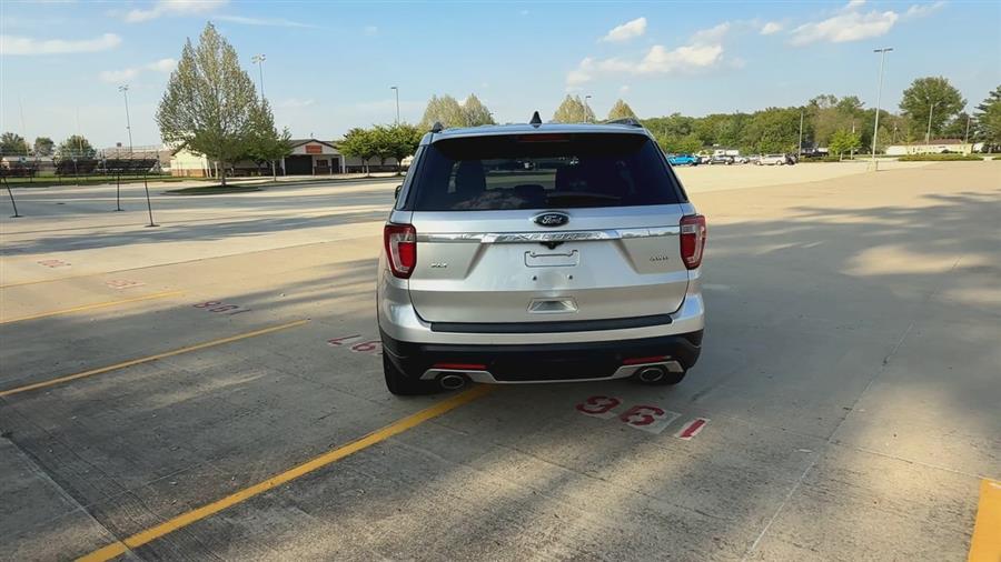 2018 Ford Explorer XLT photo