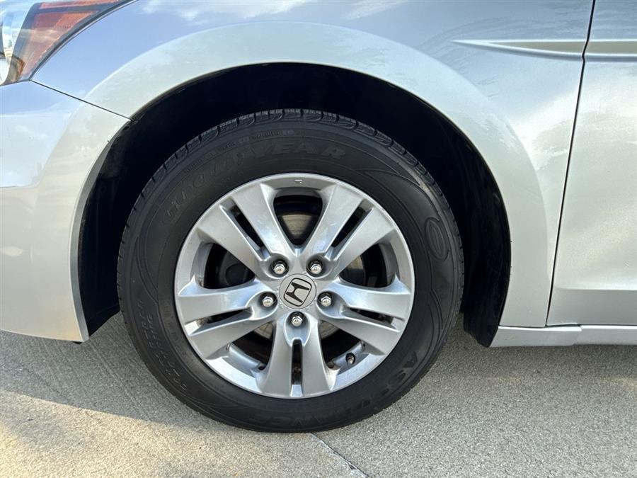 2012 Honda Accord LX-P photo