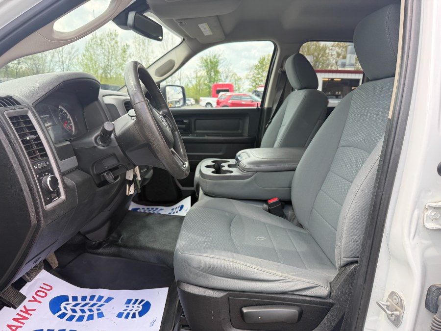 2019 RAM 1500 Classic ST 4x4 Quad Cab 6''4