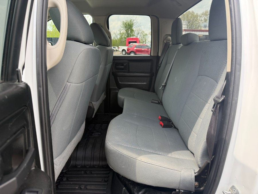 2019 RAM 1500 Classic ST 4x4 Quad Cab 6''4