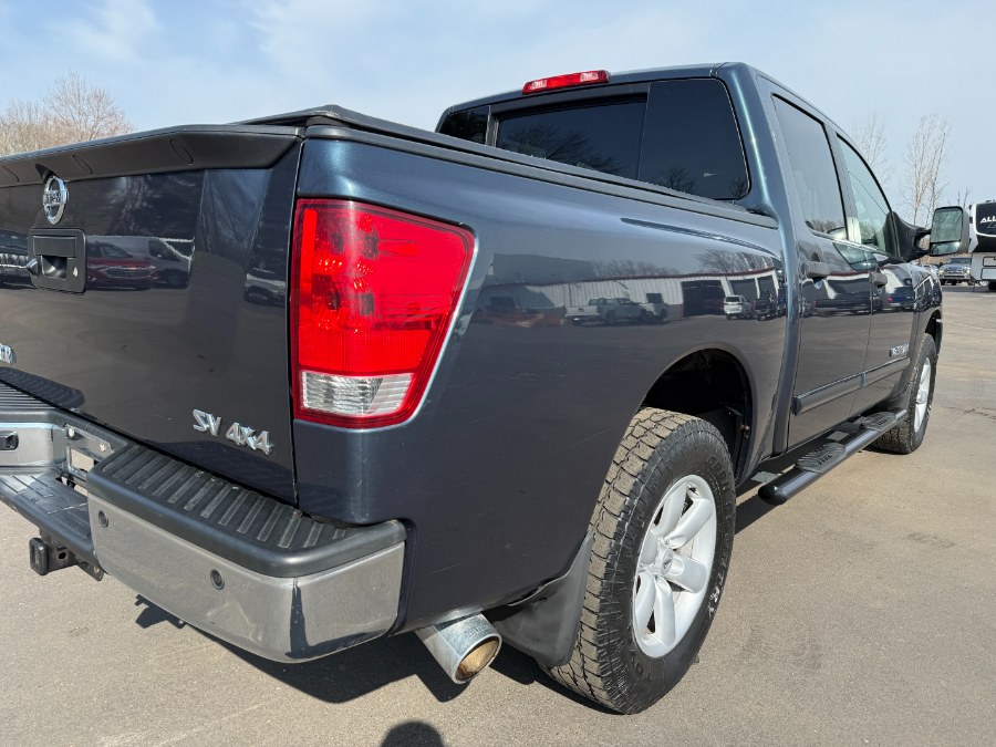 2013 Nissan Titan SV photo