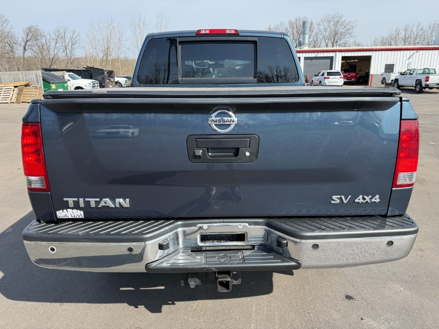 2013 Nissan Titan SV photo