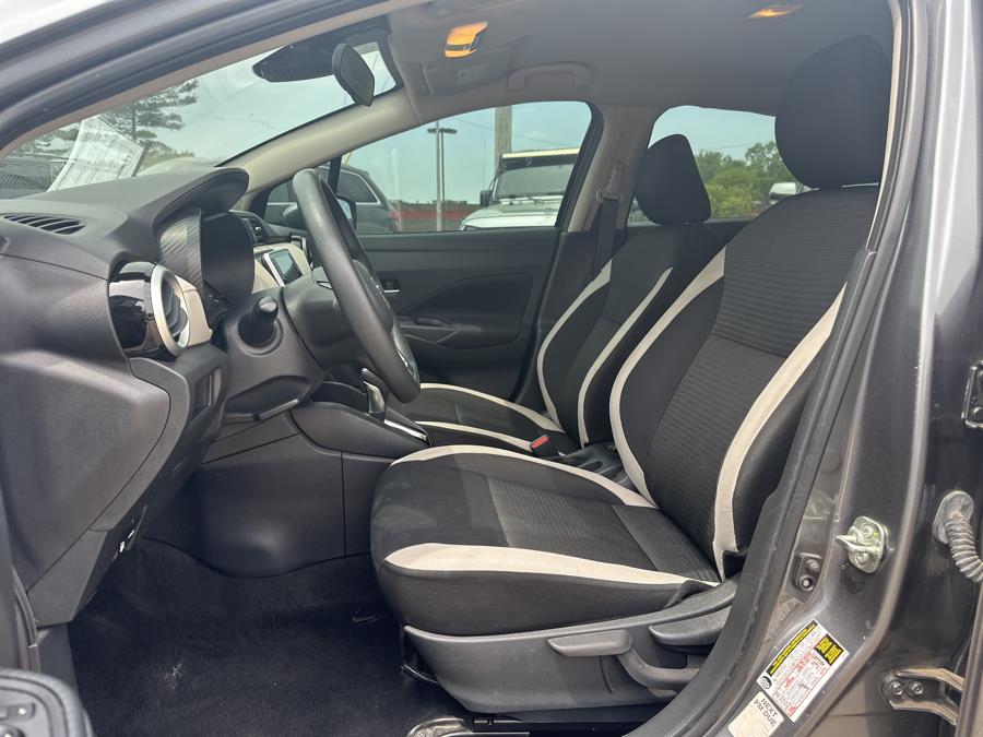 2021 Nissan Versa SV CVT photo