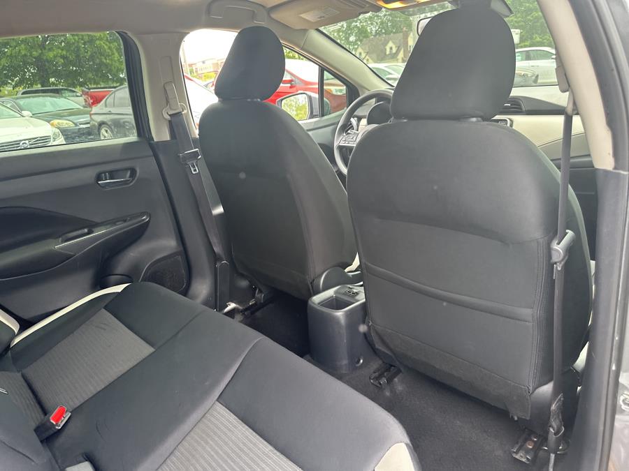2021 Nissan Versa SV CVT photo