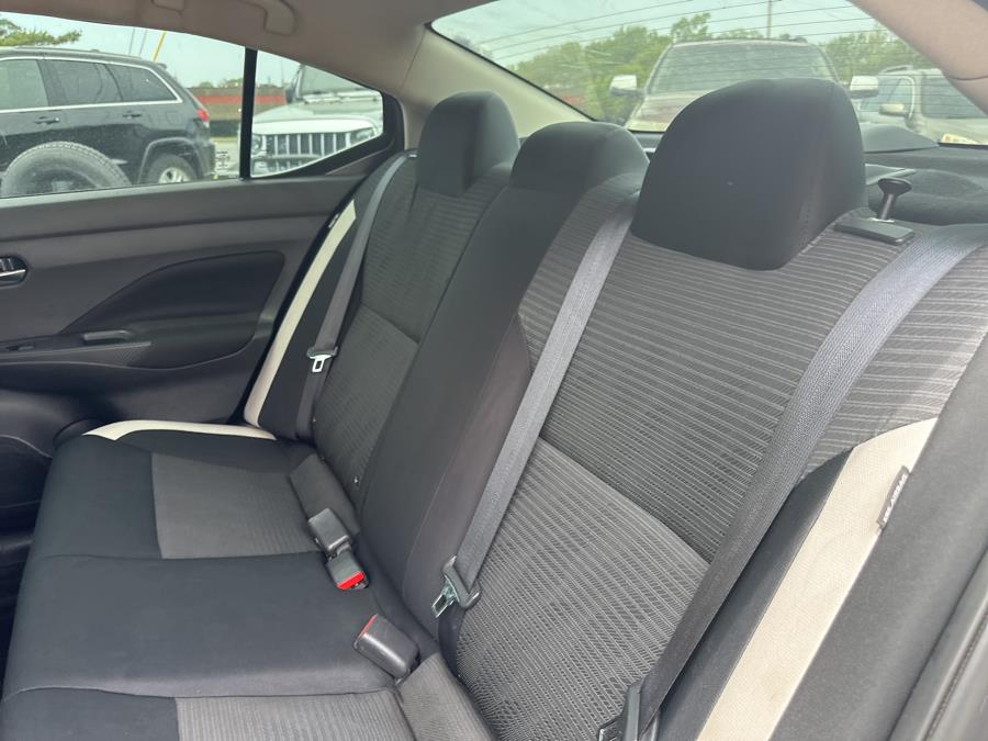 2021 Nissan Versa SV CVT photo