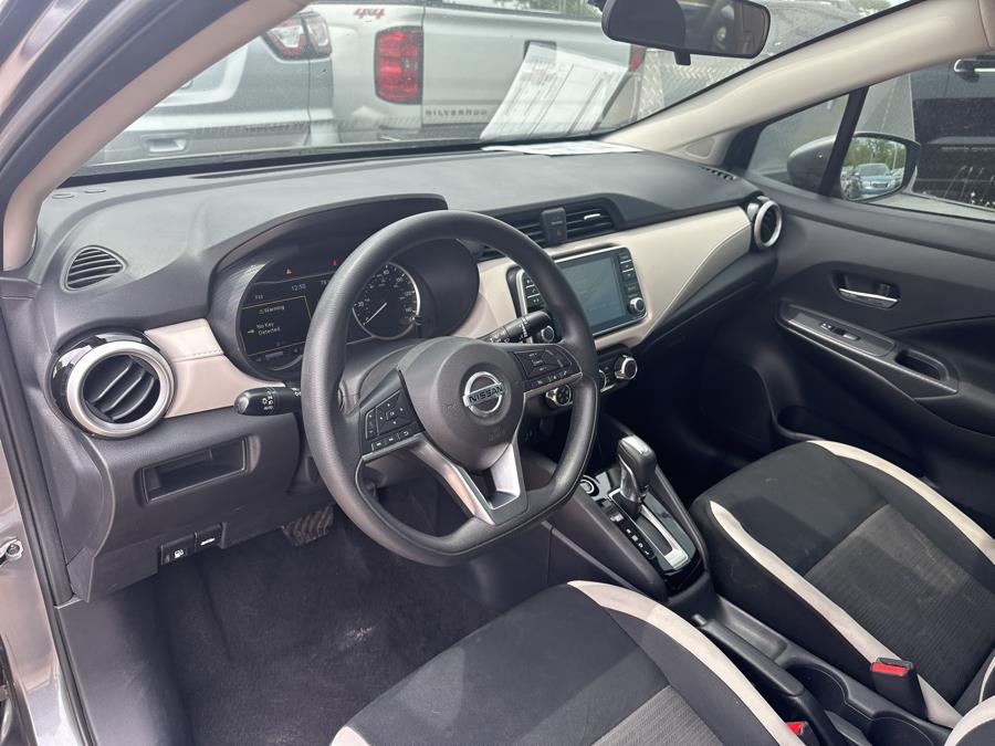 2021 Nissan Versa SV CVT photo